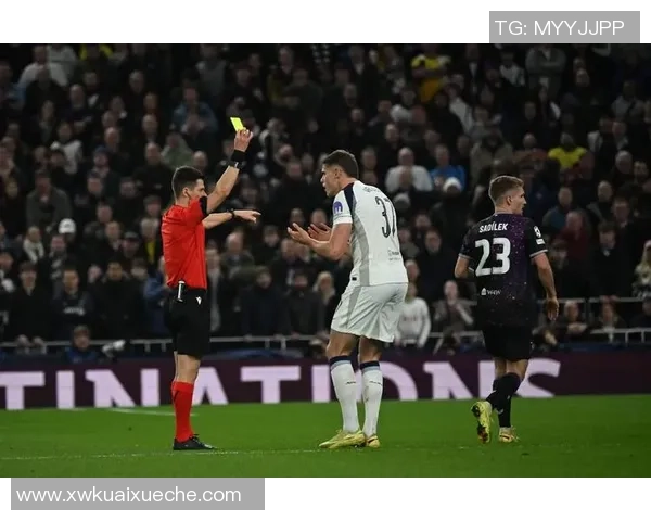 西甲精彩对决多特蒙德绝杀热刺全场沸腾瞬间回顾