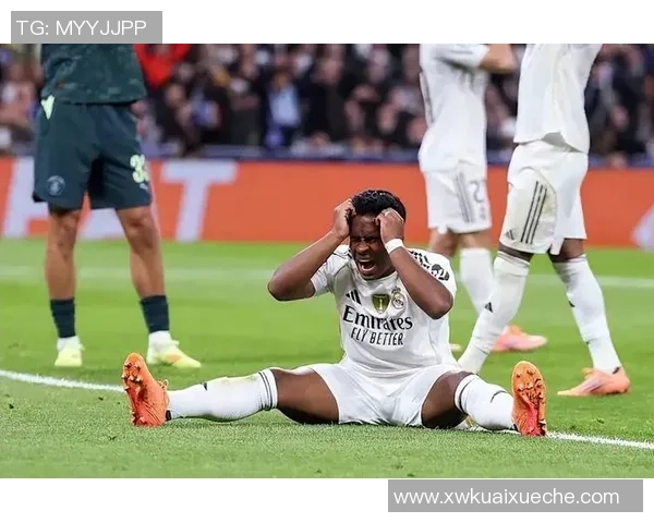 皇马友谊赛大胜里昂乌龙球瞬间点燃全场激情集锦回顾