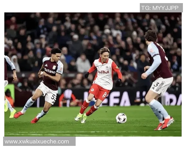 欧联杯精彩对决那不勒斯逆转皇马帽子戏法点燃全场激情