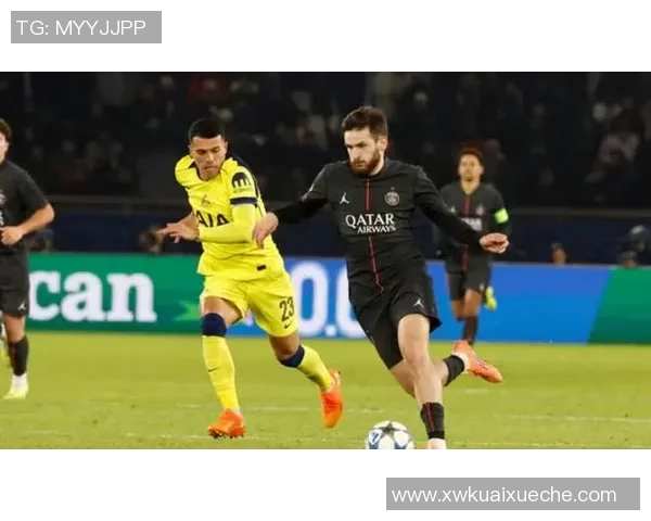 西甲激战巴黎圣日耳曼与热刺战平逆转瞬间引发全场热烈反响